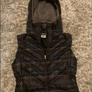 Patagonia Plaid Puffer Vest ~ Small